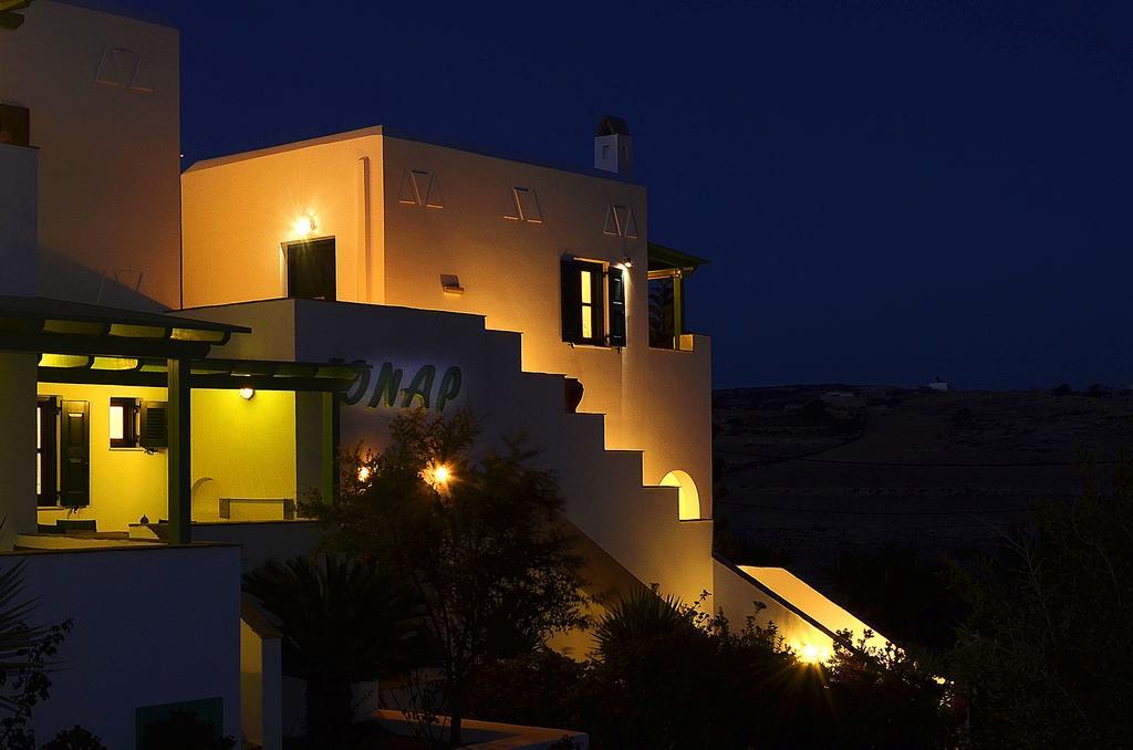 Onar Studios Koufonisia Buitenkant foto