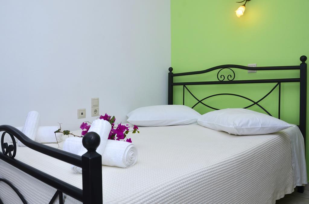 Onar Studios Koufonisia Buitenkant foto